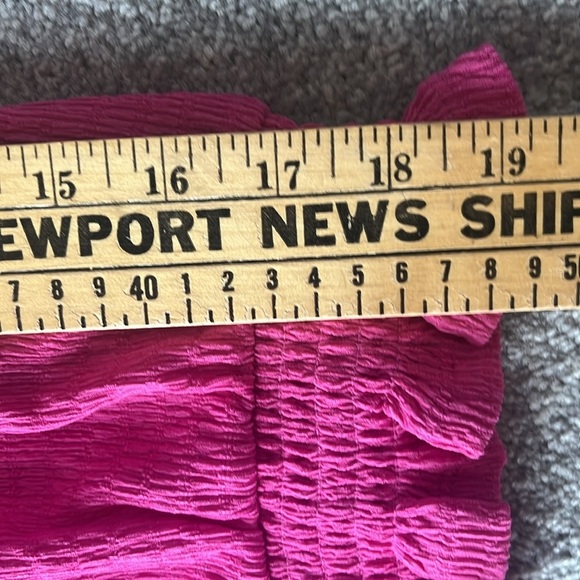 Michael Kors Womens Smocked Haltertie Cropped Top Size large NWT - Picture 7 of 9